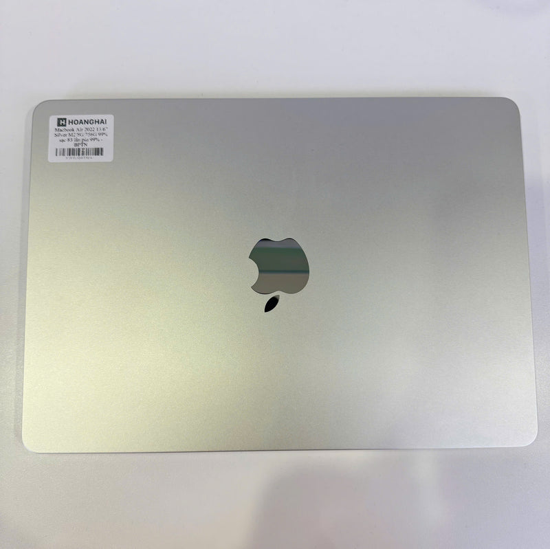 Macbook Air 2022 13.6in Bạc M2/ RAM 8GB/ SSD 256GB 99% pin 99% sạc 83 lần BPTN