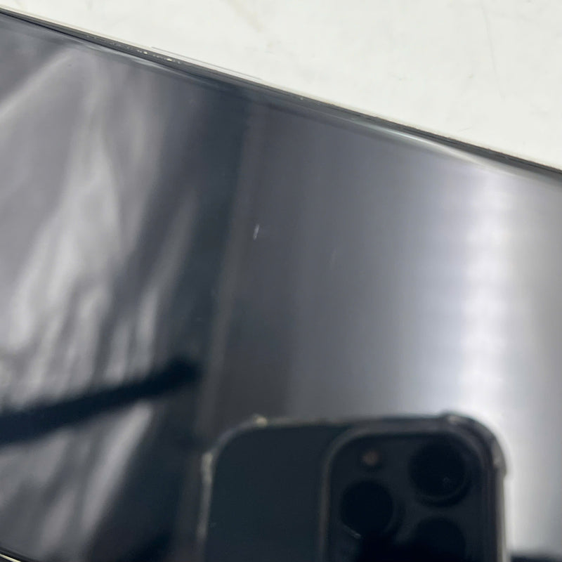 iPhone 11 Pro 64GB Trắng 98% pin 87% Máy đã trả hết tiền mạng dùng như Quốc tế Apple (xước viền và màn) - HH3531