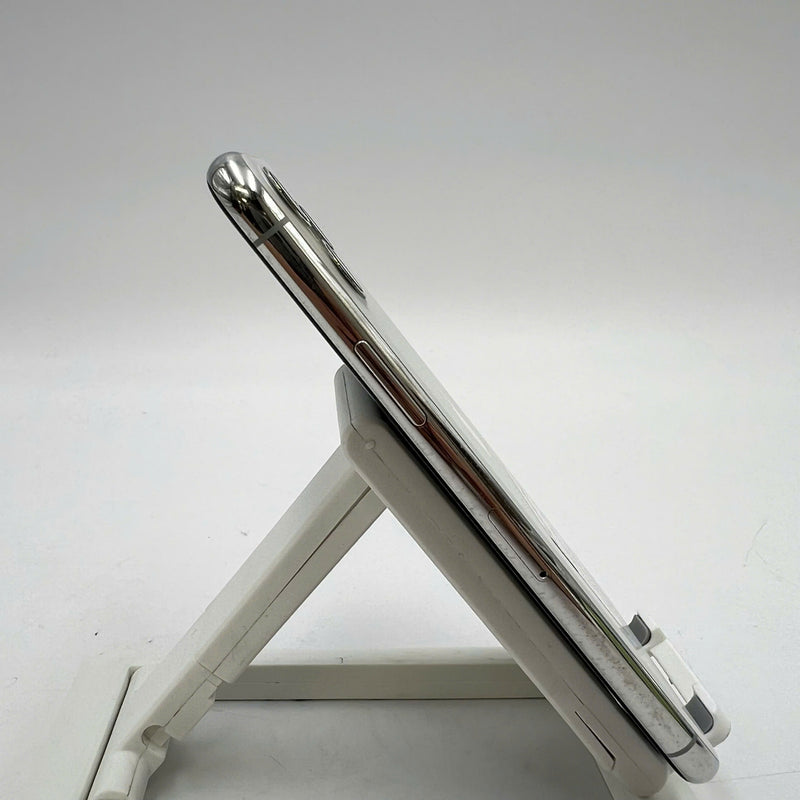 iPhone 11 Pro 64GB Trắng 98% pin 87% Máy đã trả hết tiền mạng dùng như Quốc tế Apple (xước viền và màn) - HH3531