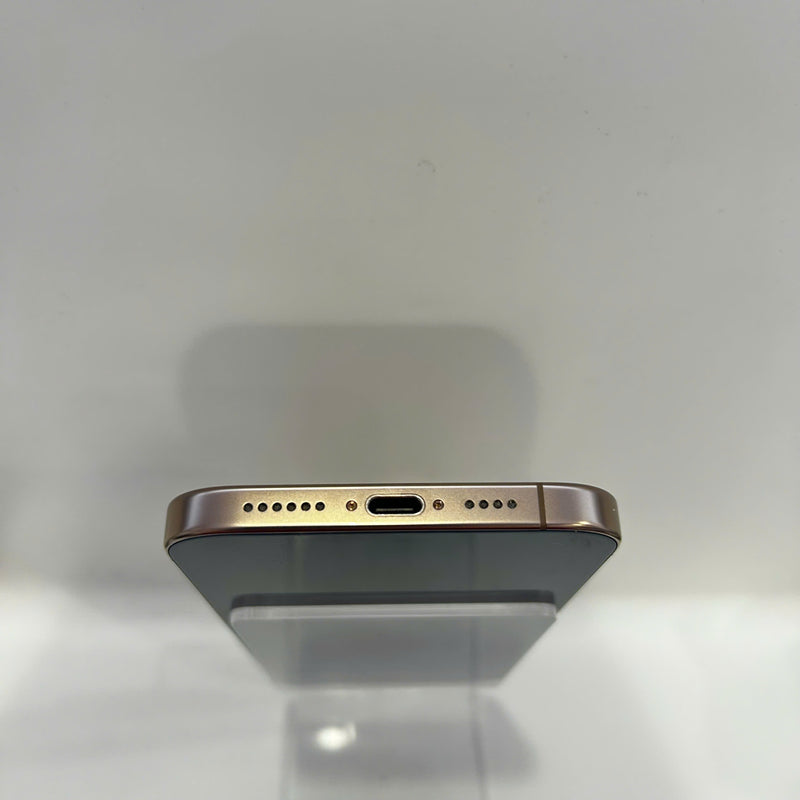 iPhone 16 Pro Max 256GB Vàng Sa Mạc 98% pin 95% Quốc tế Apple (màn xước) - HH2848