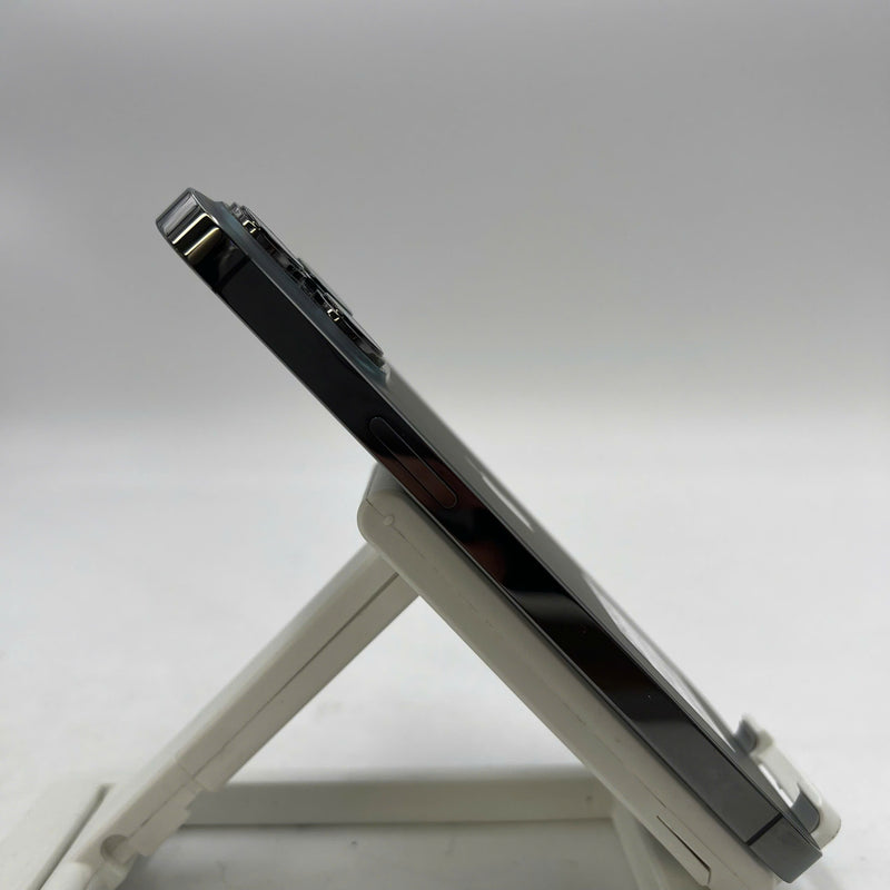 iPhone 13 Pro 128GB အနက်ရောင် 98% ဘက္ထရီ 100% စက်ပစ္စည်းသည် ကွန်ရက်အခကြေးငွေအားလုံးကို ပေးဆောင်ပြီး Apple International ကဲ့သို့ အသုံးပြုပါသည် (ဘက်ထရီကို အစားထိုးပြီး အနည်းငယ် နက်မှောင်ကာ 3x အစက်များ) - HH9789 