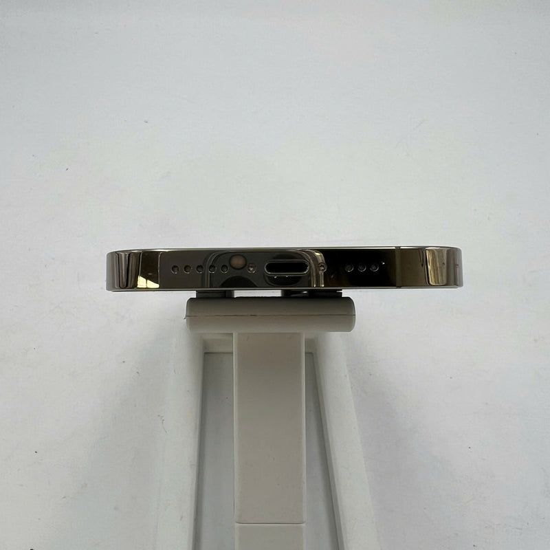 iPhone 14 Pro 256GB ရွှေရောင် 98% ဘက်ထရီ 87% စက်ပစ္စည်းသည် ကွန်ရက်အခကြေးငွေအားလုံးကို ပေးဆောင်ထားပြီး Apple International (ဘက်ထရီစစ်စစ်၊ 0.5x အစက်အပြောက်များ၊ အစွန်းများပေါ်တွင် ခြစ်ရာများ၊ ကျောညိုရောင်) - HH7731 