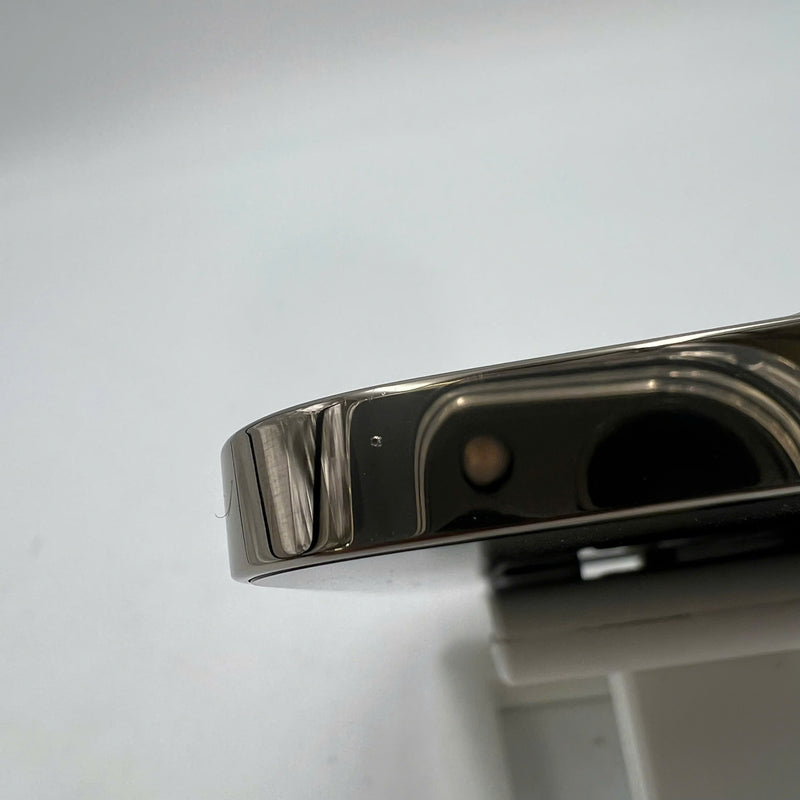 iPhone 14 Pro 256GB ရွှေရောင် 98% ဘက်ထရီ 87% စက်ပစ္စည်းသည် ကွန်ရက်အခကြေးငွေအားလုံးကို ပေးဆောင်ထားပြီး Apple International (ဘက်ထရီစစ်စစ်၊ 0.5x အစက်အပြောက်များ၊ အစွန်းများပေါ်တွင် ခြစ်ရာများ၊ ကျောညိုရောင်) - HH7731 