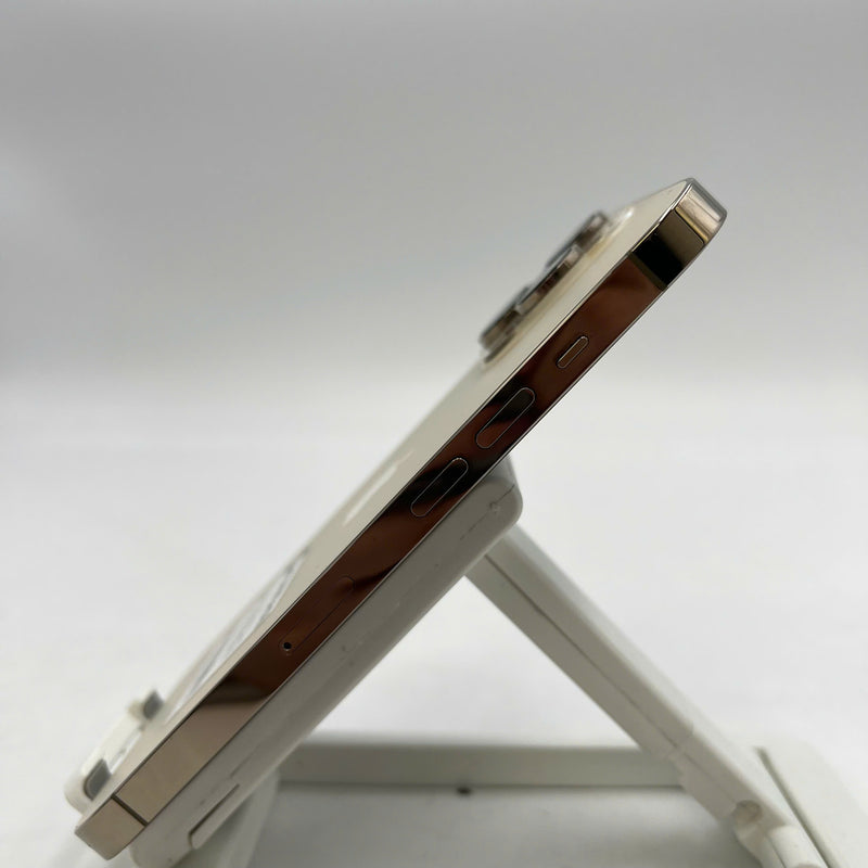 iPhone 14 Pro 256GB ရွှေရောင် 98% ဘက်ထရီ 87% စက်ပစ္စည်းသည် ကွန်ရက်အခကြေးငွေအားလုံးကို ပေးဆောင်ထားပြီး Apple International (ဘက်ထရီစစ်စစ်၊ 0.5x အစက်အပြောက်များ၊ အစွန်းများပေါ်တွင် ခြစ်ရာများ၊ ကျောညိုရောင်) - HH7731 