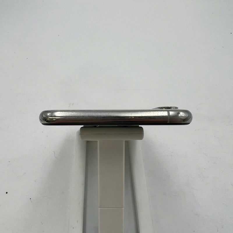 iPhone XS Max 256GB အဖြူရောင် 98% ဘက္ထရီ 100% စက်ပစ္စည်းသည် ကွန်ရက်အခကြေးငွေအားလုံးကို ပေးဆောင်ထားပြီး Apple International (အစားထိုး ဘက်ထရီ၊ 1 ကွက်၊ အစွန်းများပေါ်တွင် ခြစ်ရာများစွာ) - HH9059 