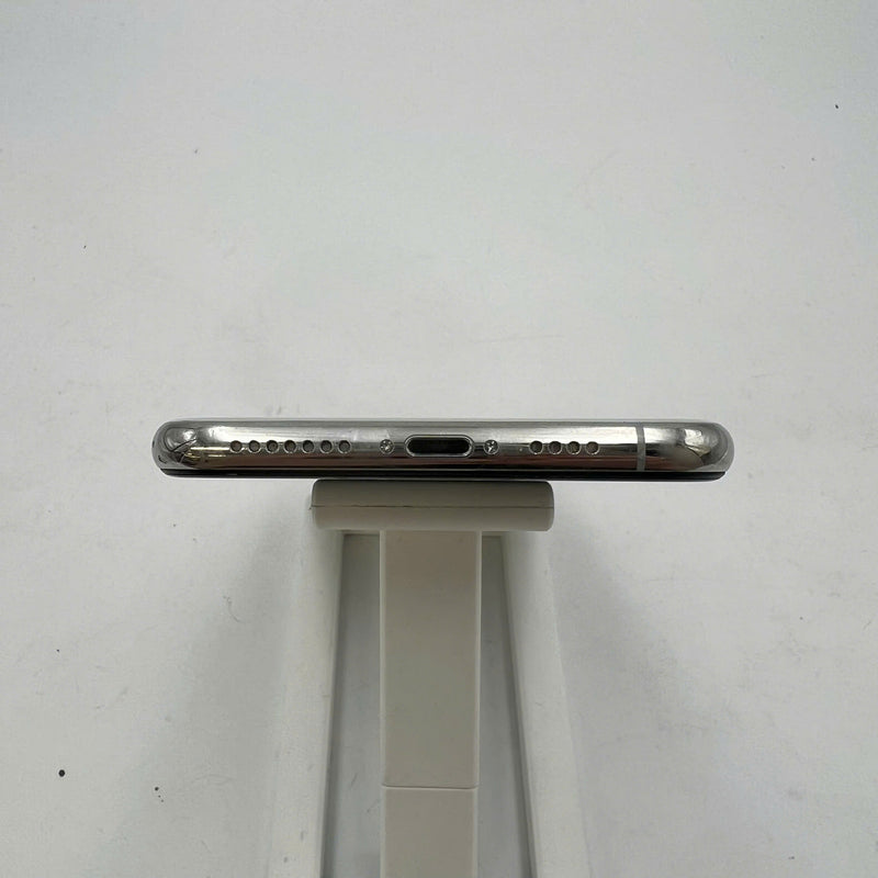 iPhone XS Max 256GB အဖြူရောင် 98% ဘက္ထရီ 100% စက်ပစ္စည်းသည် ကွန်ရက်အခကြေးငွေအားလုံးကို ပေးဆောင်ထားပြီး Apple International (အစားထိုး ဘက်ထရီ၊ 1 ကွက်၊ အစွန်းများပေါ်တွင် ခြစ်ရာများစွာ) - HH9059 