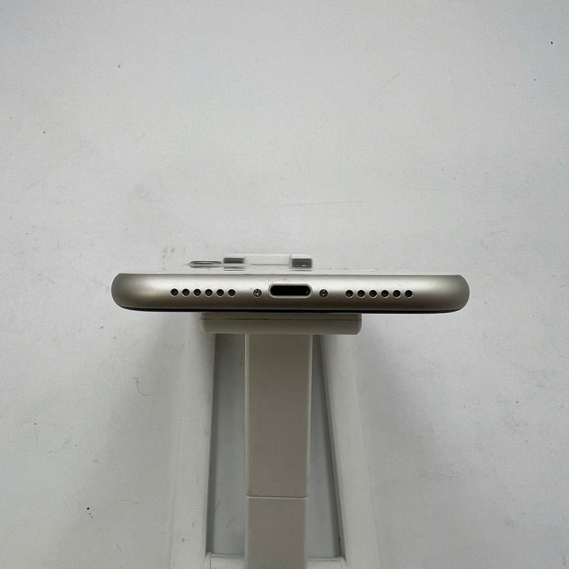 iPhone 11 64GB အဖြူရောင် 98% ဘက်ထရီ 89% စက်ပစ္စည်းသည် ကွန်ရက်အခကြေးငွေအားလုံးကို ပေးချေပြီး Apple International (1x နေရာ) အဖြစ် အသုံးပြုထားသည် - HH3385 