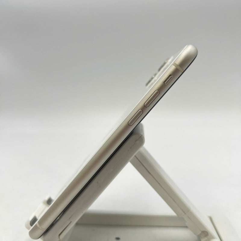 iPhone 11 64GB အဖြူရောင် 98% ဘက်ထရီ 89% စက်ပစ္စည်းသည် ကွန်ရက်အခကြေးငွေအားလုံးကို ပေးချေပြီး Apple International (1x နေရာ) အဖြစ် အသုံးပြုထားသည် - HH3385 