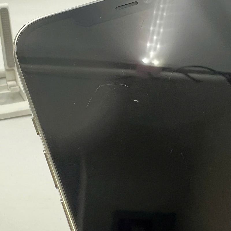 iPhone 12 Pro Max 256GB အဖြူရောင် 98% ဘက္ထရီ 86% စက်ပစ္စည်းသည် ကွန်ရက်အခကြေးငွေအားလုံးကို ပေးဆောင်ထားပြီး Apple International (မျက်နှာပြင် ခြစ်ရာ၊ ခြစ်ရာအစွန်းများ) - HH7470 