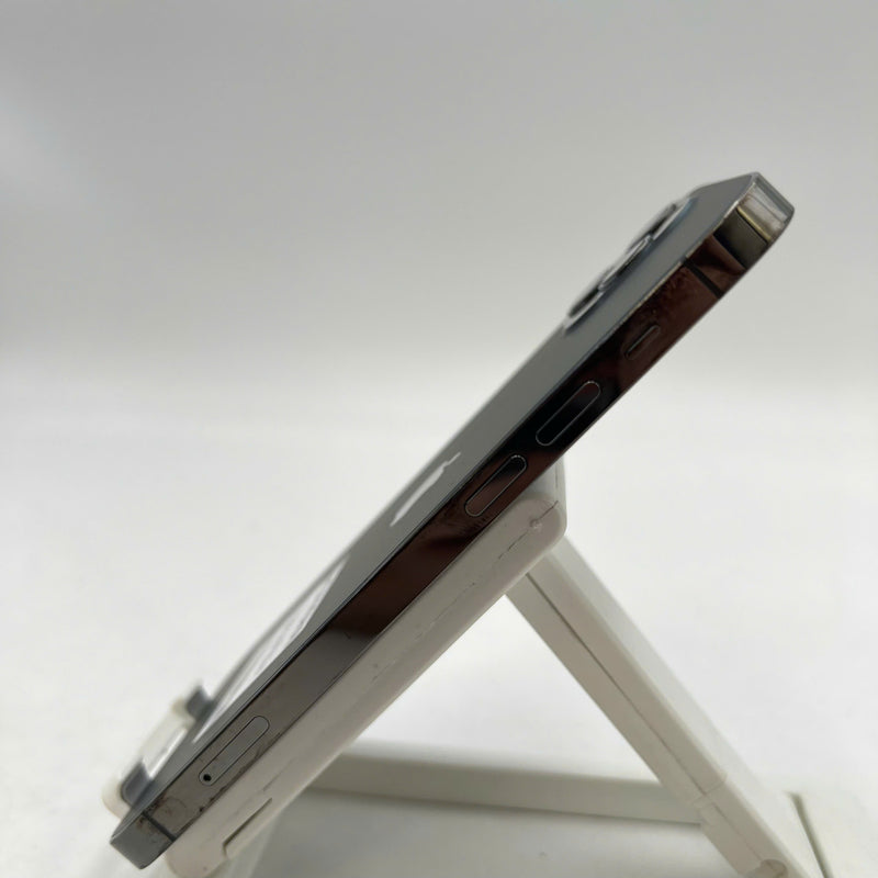 iPhone 12 Pro 128GB အနက်ရောင် 98% ဘက်ထရီ 88% စက်ပစ္စည်းသည် ကွန်ရက်အခကြေးငွေအားလုံးကို ပေးဆောင်ထားပြီး Apple International (dark edges) ကဲ့သို့ အသုံးပြုထားသည် - HH4031 