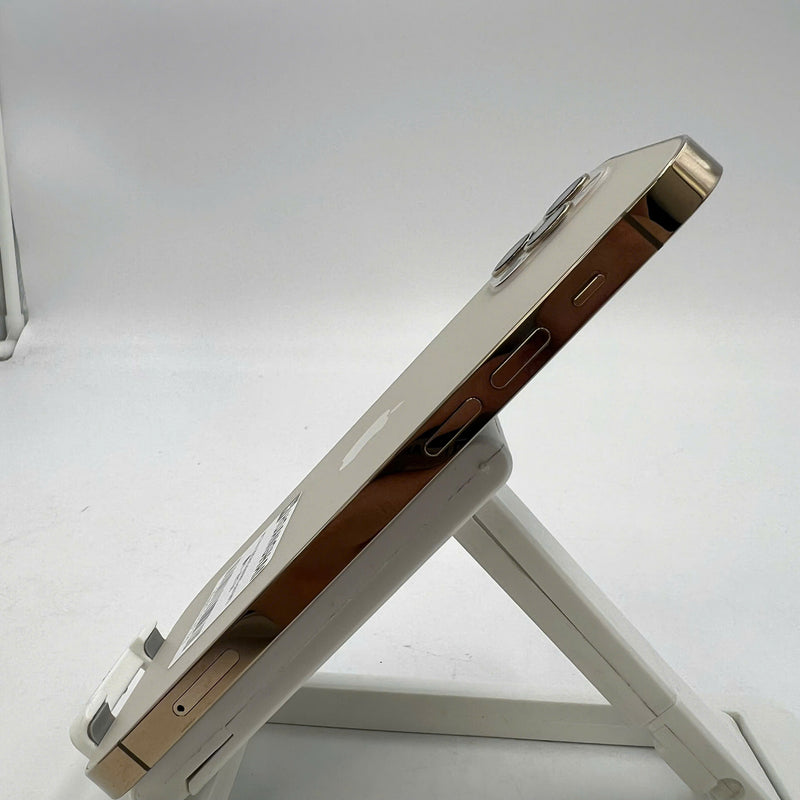 iPhone 13 Pro Max 128GB Gold 98% ဘက်ထရီ 85% International SB (No SB sim - 0.5x spot) - HH4010 