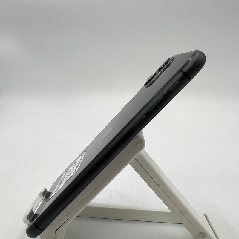 iPhone 11 64GB အနက်ရောင် 98% ဘက်ထရီ 89% စက်ပစ္စည်းသည် ကွန်ရက်ဘေလ်များအားလုံးကို ပေးချေထားပြီး Apple International (LKCH ဘက်ထရီ၊ ခြစ်ရာအစွန်းများ၊ လိမ္မော်ရောင်အစွန်းများ) - HH9158 