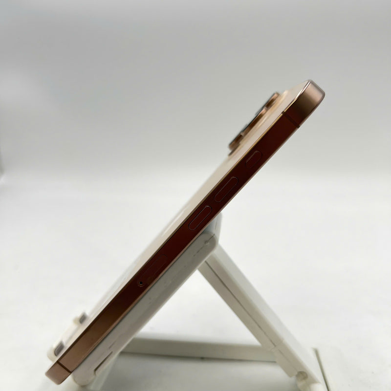 iPhone 16 Pro Max 256GB Desert Gold 98% ဘက်ထရီ 93% International Apple (အစွန်းများ၊ 0.5x ကင်မရာအစက်အပြောက်များ) - HH8171 