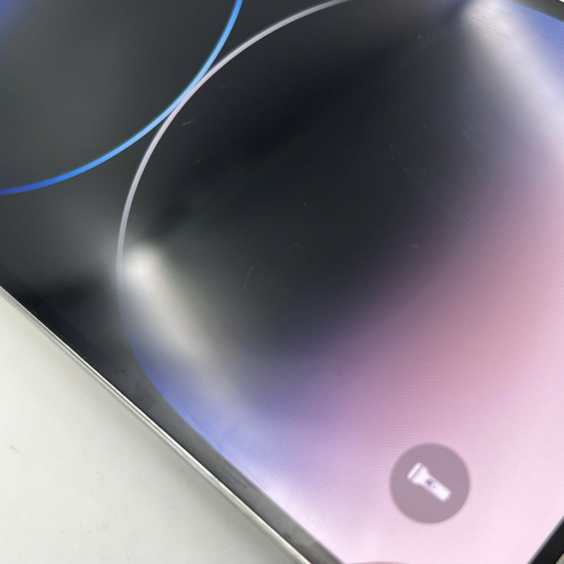 iPhone 14 Pro 256GB အဖြူရောင် 98% ဘက်ထရီ 88% Apple International (စခရင်ပေါ်တွင် ခြစ်ရာများစွာ၊ LKCH ဘက်ထရီ၊ 0.5x/3x အစက်များ) - HH5366 