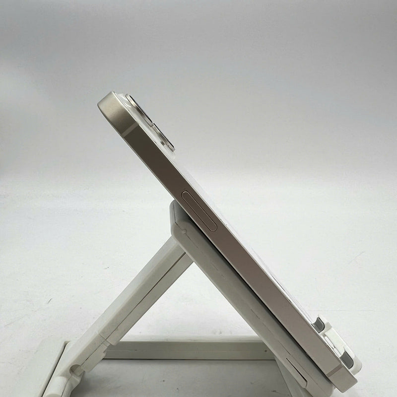 iPhone 14 128GB အဖြူရောင် 98% ဘက္ထရီ 100% Apple International (ဘက်ထရီ အစားထိုး၊ နောက်မှန် အစားထိုး၊ ခြစ်ရာအစွန်းများ) - HH8807 