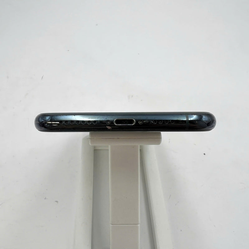 iPhone 11 Pro Max 256GB အစိမ်းရောင် 97% ဘက်ထရီ 91% အာမခံကုဒ် LL/A (အစားထိုး ဘက်ထရီ၊ 1x အစက်အပြောက်၊ မျက်နှာပြင် ခြစ်ရာ၊ အစွန်းအထင်းများ၊ ကျောညိုရောင်) - HH5071 