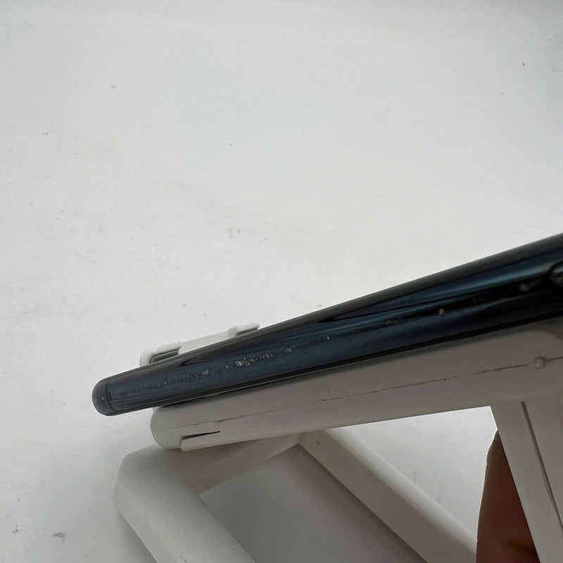 iPhone 11 Pro Max 256GB အစိမ်းရောင် 97% ဘက်ထရီ 91% အာမခံကုဒ် LL/A (အစားထိုး ဘက်ထရီ၊ 1x အစက်အပြောက်၊ မျက်နှာပြင် ခြစ်ရာ၊ အစွန်းအထင်းများ၊ ကျောညိုရောင်) - HH5071 