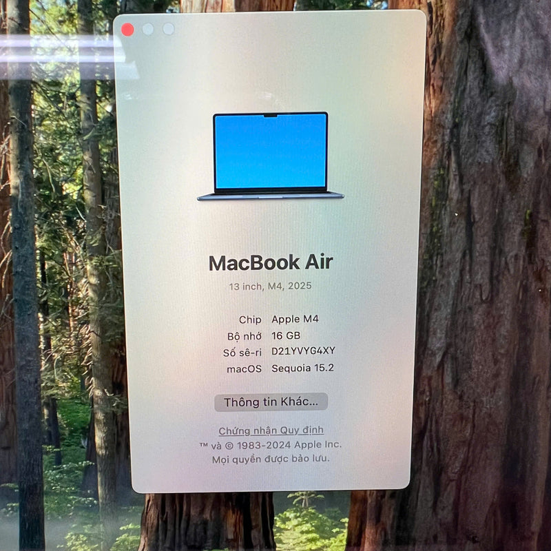 Macbook Air 2025 13.6လက်မ အနက်ရောင် Apple M4/ RAM 16GB/ SSD 256GB 98% ဘက်ထရီ 100% BPTN 2 ကြိမ် အားသွင်း 