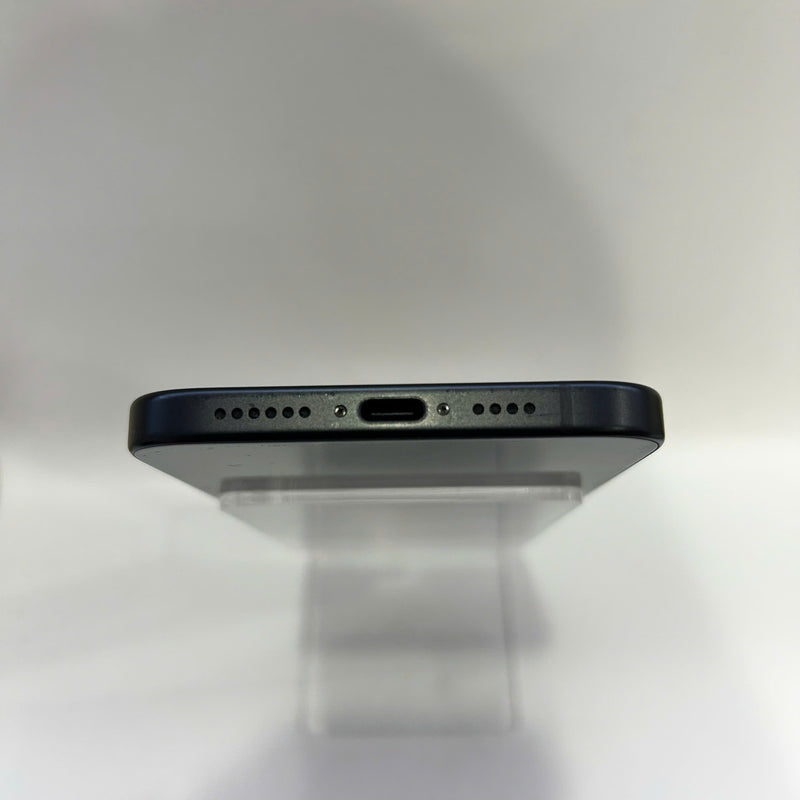 iPhone 15 Plus 128GB အနက်ရောင် 97% ဘက်ထရီ 97% Apple International (အစွန်းများပေါ်တွင် ခြစ်ရာများစွာ) - HH1215 