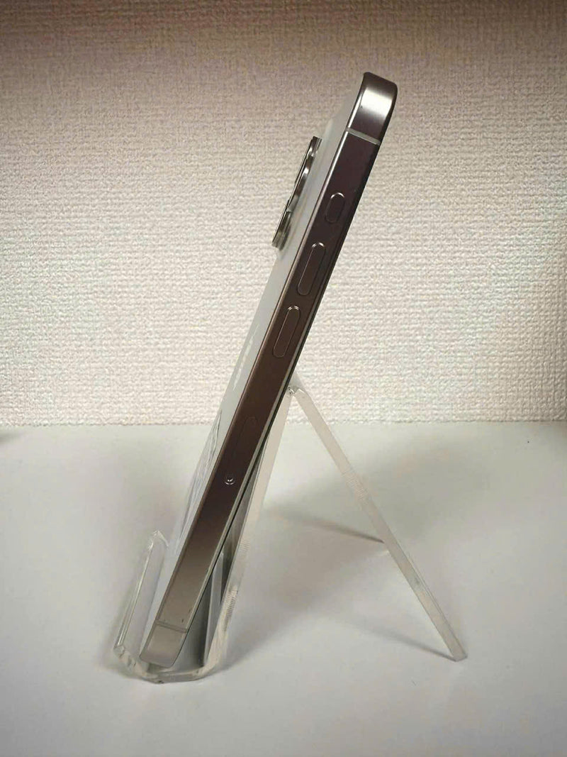 iPhone 15 Pro 128GB အဖြူရောင် 98% ဘက္ထရီ 87% Apple International (LKCH ကင်မရာ၊ ခြစ်ရာများ၊ ကျောညိုရောင်) - HH8953 