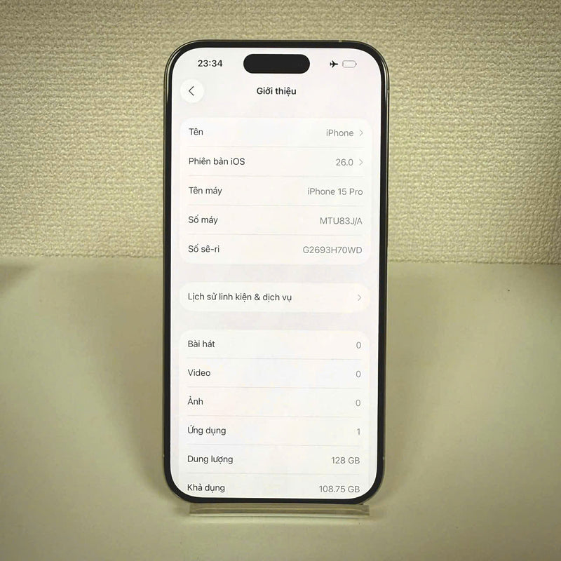 iPhone 15 Pro 128GB အဖြူရောင် 98% ဘက္ထရီ 87% Apple International (LKCH ကင်မရာ၊ ခြစ်ရာများ၊ ကျောညိုရောင်) - HH8953 