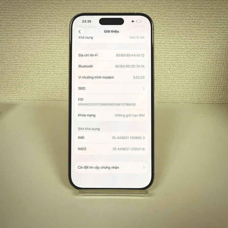iPhone 15 Pro 128GB အဖြူရောင် 98% ဘက္ထရီ 87% Apple International (LKCH ကင်မရာ၊ ခြစ်ရာများ၊ ကျောညိုရောင်) - HH8953 