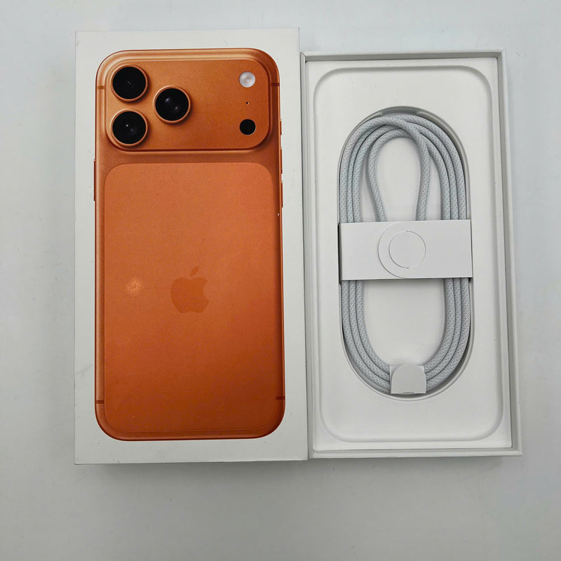iPhone 17 Pro Max 256GB Universe Cam Fullbox 99% Battery 100% နိုင်ငံတကာ Apple မှ (0 ကြိမ်အားသွင်းသည်၊ အသုံးမပြုဖူး၊ အဖွင့်တံဆိပ်သာ၊ အစွန်းပေါ်ရှိအလွန်ပေါ့ပါးသောခြစ်ရာများ) - HH7520 