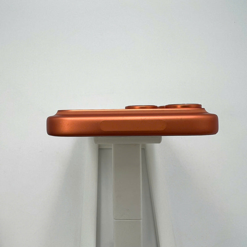 iPhone 17 Pro Max 256GB Universe Cam Fullbox 99% Battery 100% နိုင်ငံတကာ Apple မှ (0 ကြိမ်အားသွင်းသည်၊ အသုံးမပြုဖူး၊ အဖွင့်တံဆိပ်သာ၊ အစွန်းပေါ်ရှိအလွန်ပေါ့ပါးသောခြစ်ရာများ) - HH7520 