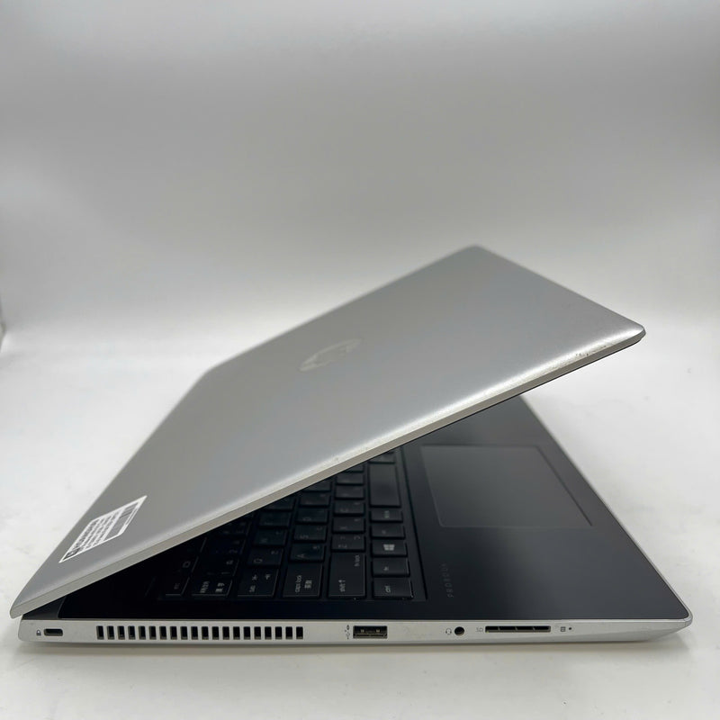 HP Probook 450 G5 15.6" Full HD i5 - 7200U/ RAM 8GB/ SSD 256GB BPTN အသစ်ကဲ့သို့ (စခရင်ကွက်များ) 