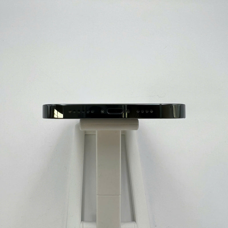 iPhone 13 Pro Max 128GB အစိမ်းရောင် 98% ဘက်ထရီ 86% Apple International (3x အစက်အပြောက်များ၊ အစွန်းများနှင့် မျက်နှာပြင်ပေါ်ရှိ ခြစ်ရာများ) - HH1276 