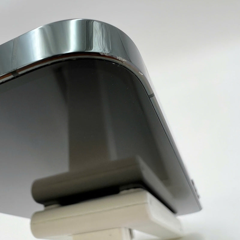 iPhone 13 Pro Max 128GB အစိမ်းရောင် 98% ဘက်ထရီ 86% Apple International (3x အစက်အပြောက်များ၊ အစွန်းများနှင့် မျက်နှာပြင်ပေါ်ရှိ ခြစ်ရာများ) - HH1276 