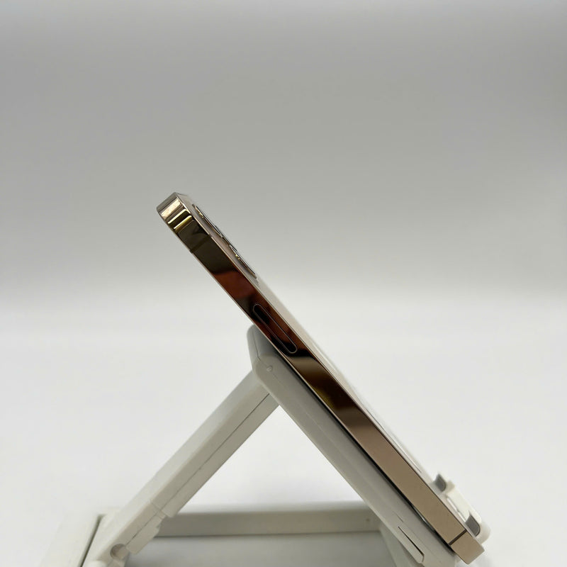 iPhone 12 Pro 128GB ရွှေရောင် 98% ဘက်ထရီ 86% စက်ပစ္စည်းသည် ကွန်ရက်အခကြေးငွေအားလုံးကို ပေးဆောင်ထားပြီး Apple International (အစွန်းများနှင့် မျက်နှာပြင်) ကဲ့သို့ အသုံးပြုထားသည် - HH3196 