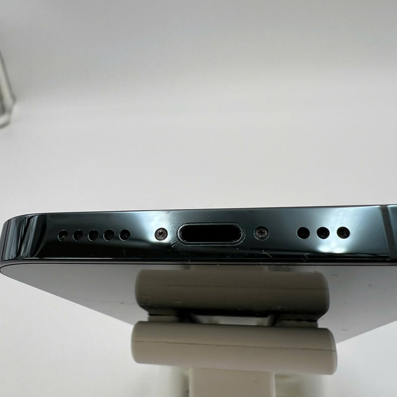 iPhone 12 Pro 128GB အပြာရောင် 98% ဘက်ထရီ 87% စက်ပစ္စည်းသည် ကွန်ရက်အခကြေးငွေအားလုံးကို ပေးဆောင်ထားပြီး Apple International (CHAP ဘက်ထရီကို အစားထိုးခြင်း၊ 2x အစက်အပြောက်များ၊ အစွန်းအထင်းများ) - HH3442 