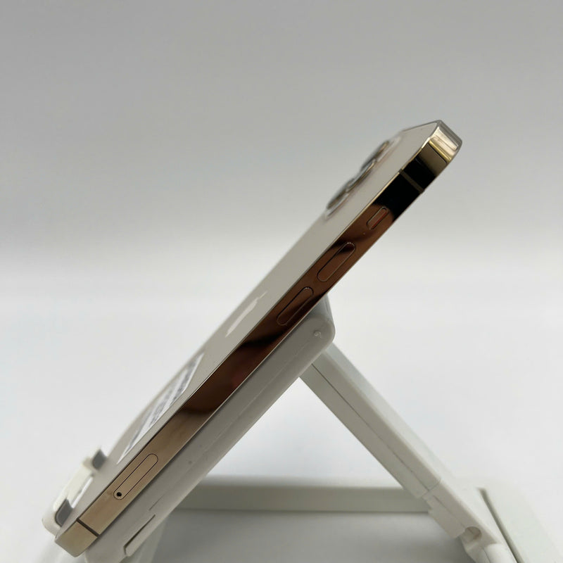 iPhone 12 Pro 128GB ရွှေရောင် 98% ဘက်ထရီ 85% Apple International (အစွန်းများနှင့် မျက်နှာပြင်) - HH4197 