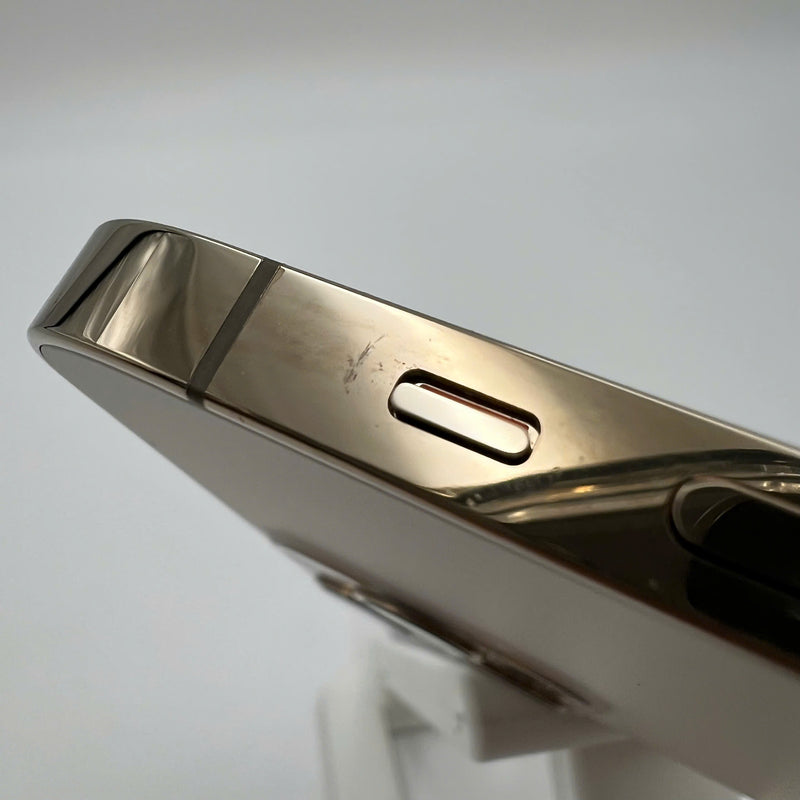 iPhone 12 Pro 128GB ရွှေရောင် 98% ဘက်ထရီ 85% Apple International (အစွန်းများနှင့် မျက်နှာပြင်) - HH4197 