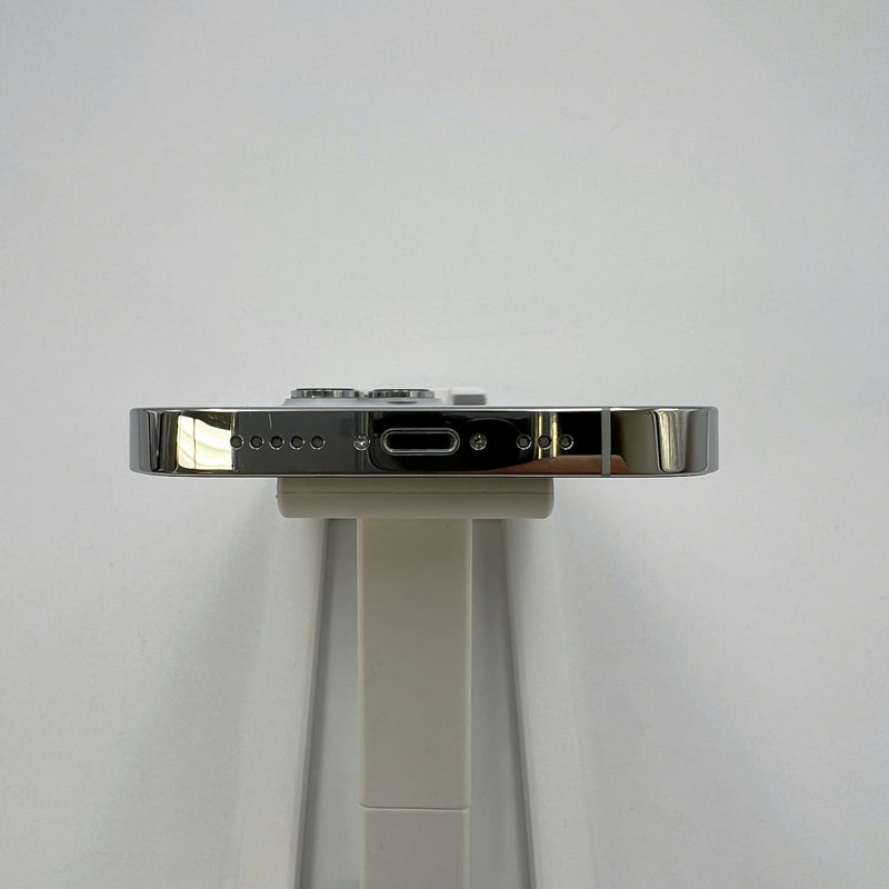 iPhone 14 Pro 128GB အဖြူရောင် 98% ဘက်ထရီ 85% Apple International (0.5x၊ 3x အစက်များ) - HH8159 