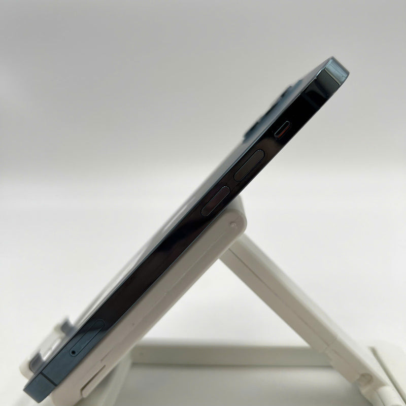 iPhone 12 Pro 512GB အပြာရောင် 98% ဘက်ထရီ 100% စက်ပစ္စည်းသည် ကွန်ရက်အခကြေးငွေအားလုံးကို ပေးချေပြီး Apple International (လိမ္မော်ရောင်အစွန်းများ၊ ခြစ်ထားသော အစွန်းများ၊ DTP) - HH8404 ကဲ့သို့ အသုံးပြုထားသည်။ 