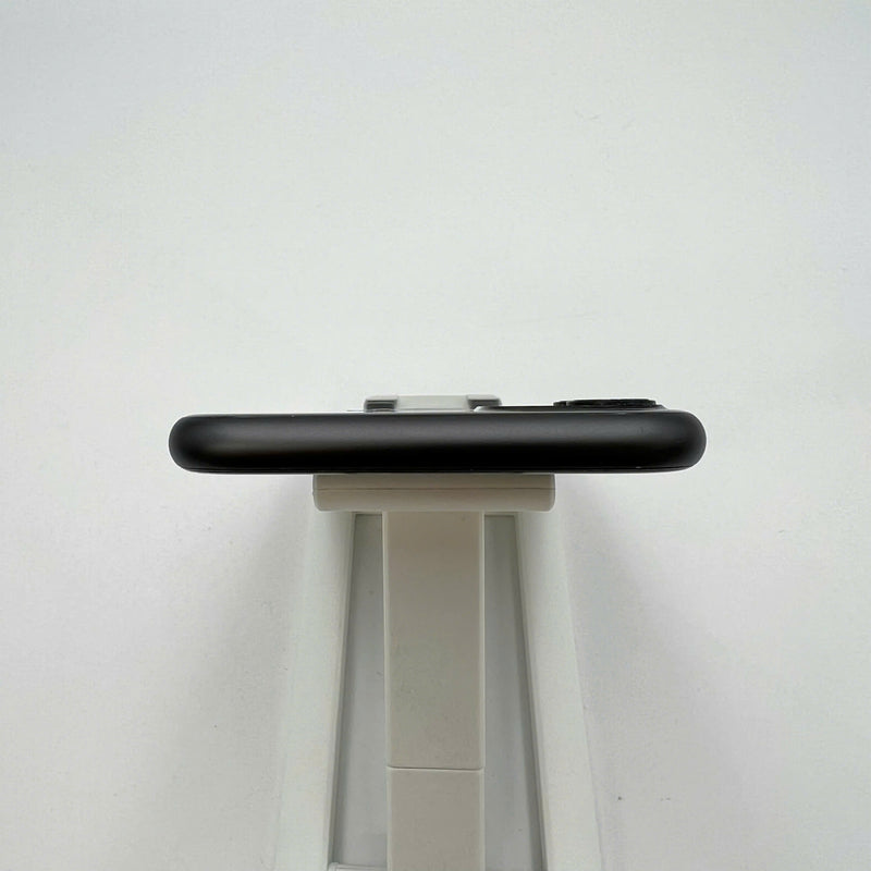 iPhone 11 128GB အနက်ရောင် 98% ဘက်ထရီ 88% နိုင်ငံတကာ AU (AU sim မရှိပါ) - HH0780 