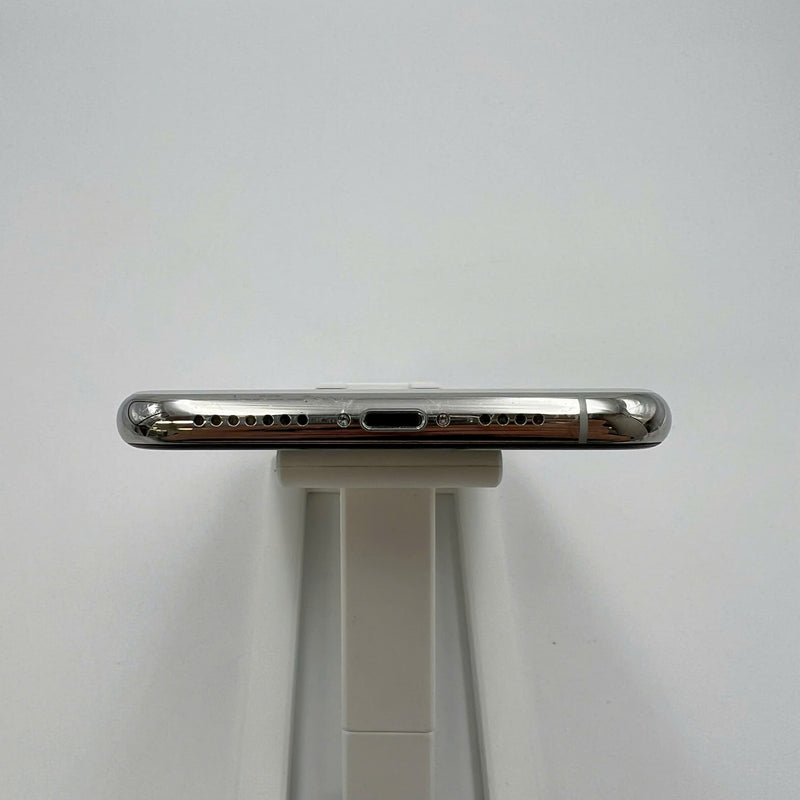 iPhone 11 Pro Max 64GB အနက်ရောင် 97% ဘက်ထရီ 100% စက်ပစ္စည်းသည် ကွန်ရက်အခကြေးငွေအားလုံးကို ပေးဆောင်ထားပြီး Apple International (ဘက်ထရီကို အစားထိုးထားသည် - 1x ကင်မရာအစက်အပြောက်၊ မျက်နှာပြင်ခြစ်ရာများ၊ အစွန်းများ) - HH5675 