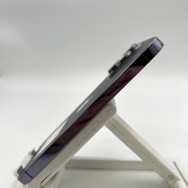 iPhone 14 Pro 128GB ငွေရောင် 98% ဘက္ထရီ 85% International SB (SB မှ SIM မရှိပါ - အစားထိုး ဘက်ထရီ - အစွန်းတွင် ခြစ်ရာများ၊ 0.5x/3x အစက်များ) - HH3747 