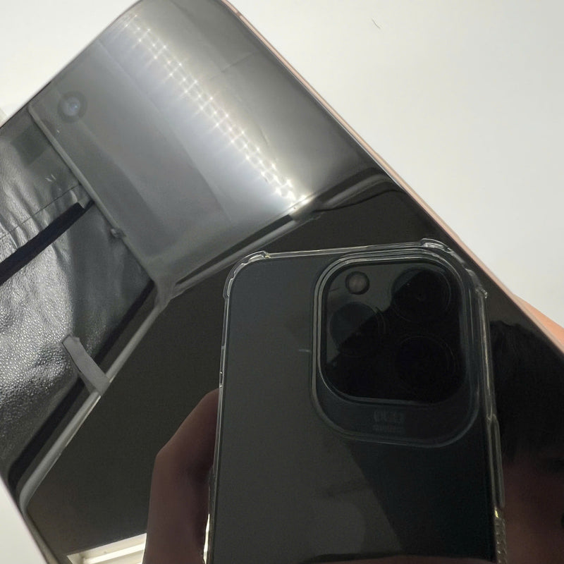 iPhone 16 Pro Max 256GB Desert Gold 98% ဘက်ထရီ 93% International Apple (အစွန်းများ၊ 0.5x ကင်မရာအစက်အပြောက်များ) - HH8171 