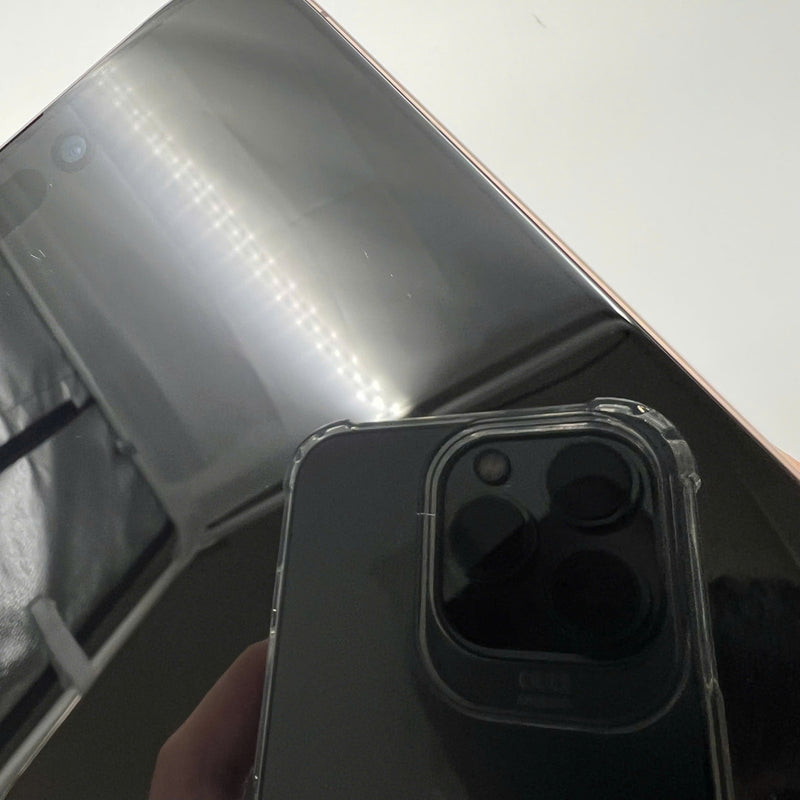 iPhone 16 Pro Max 256GB Desert Gold 98% ဘက်ထရီ 93% International Apple (အစွန်းများ၊ 0.5x ကင်မရာအစက်အပြောက်များ) - HH8171 