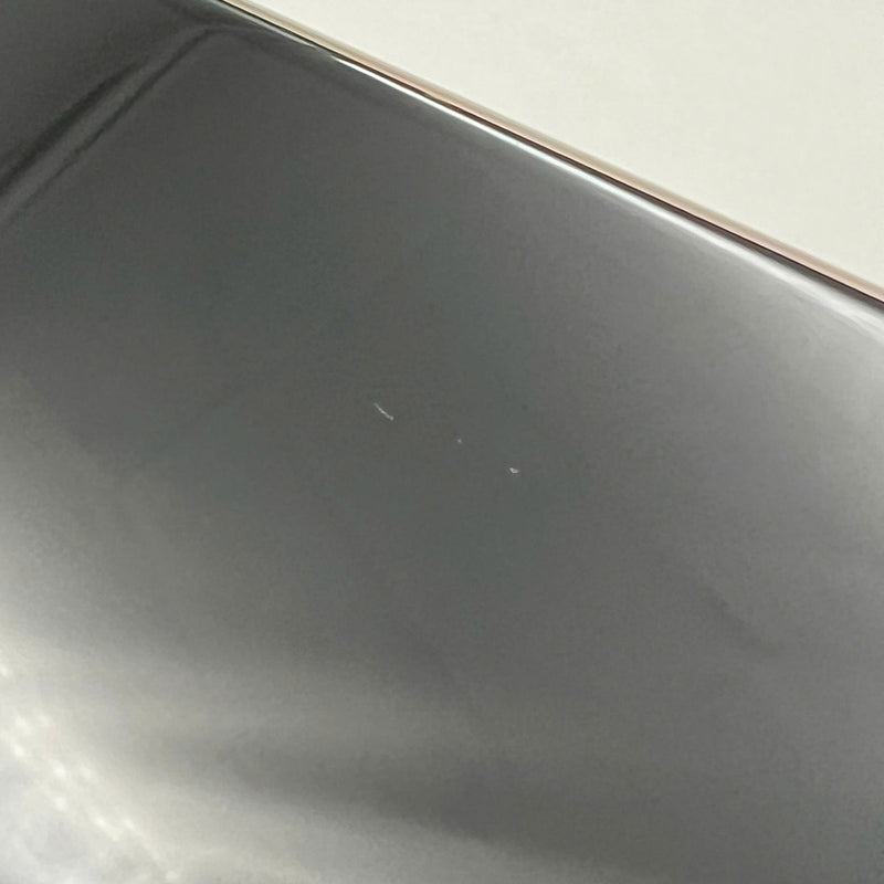 iPhone 16 Pro Max 256GB Desert Gold 98% ဘက်ထရီ 93% International Apple (အစွန်းများ၊ 0.5x ကင်မရာအစက်အပြောက်များ) - HH8171 