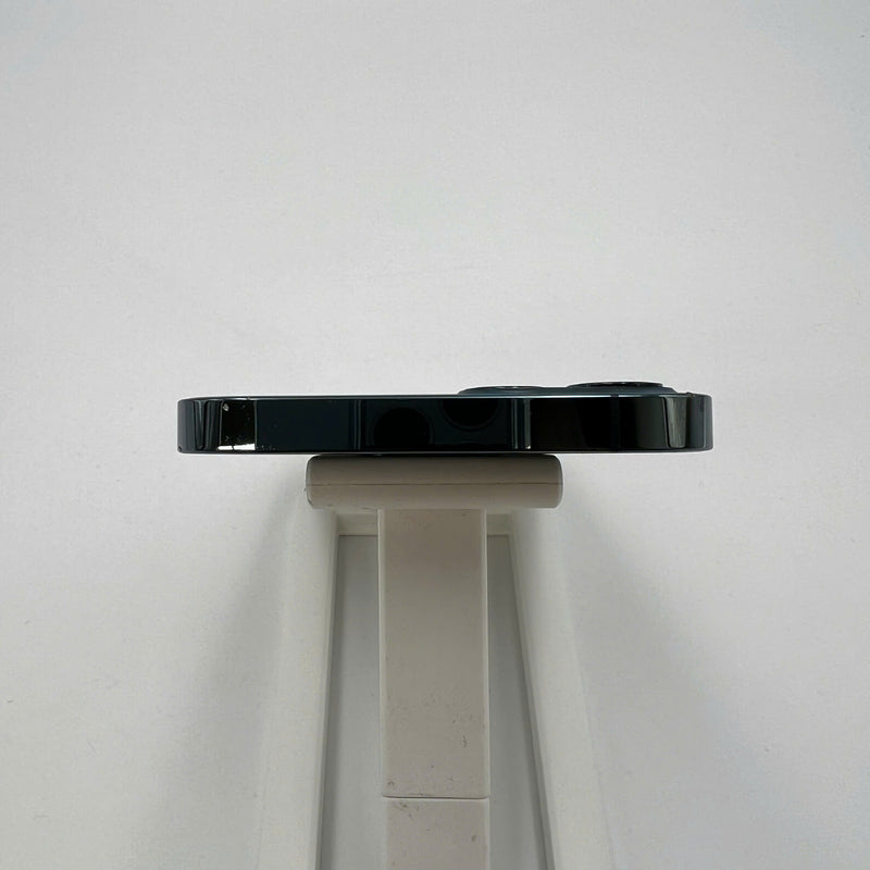 iPhone 12 Pro 128GB အပြာရောင် 98% ဘက်ထရီ 87% စက်ပစ္စည်းသည် ကွန်ရက်အခကြေးငွေအားလုံးကို ပေးဆောင်ထားပြီး Apple International (CHAP ဘက်ထရီကို အစားထိုးခြင်း၊ 2x အစက်အပြောက်များ၊ အစွန်းအထင်းများ) - HH3442 