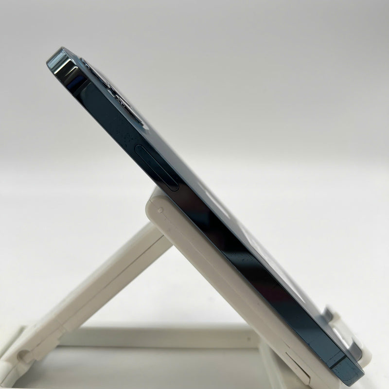 iPhone 12 Pro 128GB အပြာရောင် 98% ဘက်ထရီ 87% စက်ပစ္စည်းသည် ကွန်ရက်အခကြေးငွေအားလုံးကို ပေးဆောင်ထားပြီး Apple International (CHAP ဘက်ထရီကို အစားထိုးခြင်း၊ 2x အစက်အပြောက်များ၊ အစွန်းအထင်းများ) - HH3442 