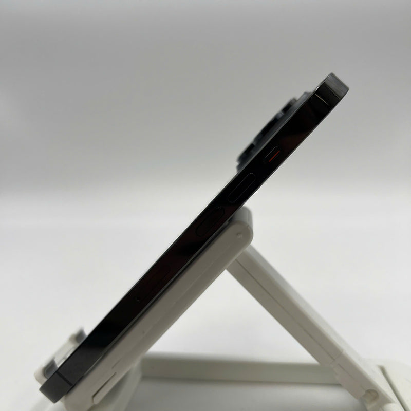 iPhone 14 Pro 128GB အနက်ရောင် 98% ဘက်ထရီ 100% နိုင်ငံတကာ AU မှ (AU ဆင်းမ်ကတ်အသုံးမပြုပါ - ဘက်ထရီကို အစားထိုးပါ၊ အနားစွန်းများပေါ်တွင် ခြစ်ရာများ၊ 3x အစက်များ) - HH1572 