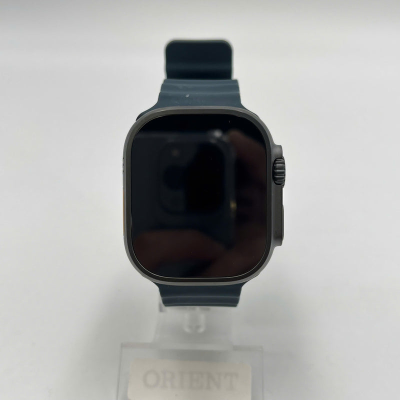 Apple Watch Ultra 3 49mm GPS + 5G Black Titanium Case with Blue Ocean Band 100% အသက်မသွင်းရသေး (အလုံပိတ်၊ ကြိုးဝိုင်းသေတ္တာကို ဖွင့်ထားသည်) 