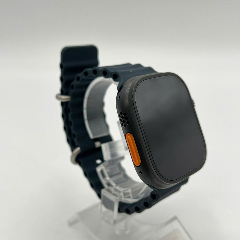 Apple Watch Ultra 3 49mm GPS + 5G Black Titanium Case with Blue Ocean Band 100% အသက်မသွင်းရသေး (အလုံပိတ်၊ ကြိုးဝိုင်းသေတ္တာကို ဖွင့်ထားသည်) 