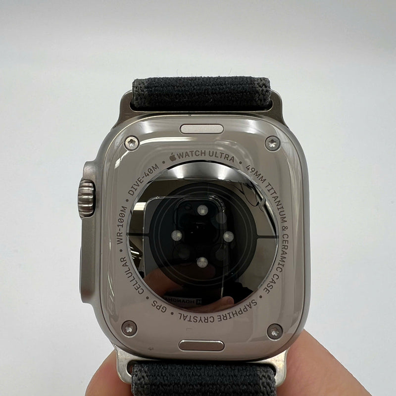 Apple Watch Ultra 3 49mm GPS + 5G Black Titanium Case with Blue Ocean Band 100% အသက်မသွင်းရသေး (အလုံပိတ်၊ ကြိုးဝိုင်းသေတ္တာကို ဖွင့်ထားသည်) 