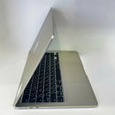 Macbook Air 2024 13.6in Trắng Apple M3/ RAM 8GB/ SSD 256GB 98% BPTN (sạc 39 lần)